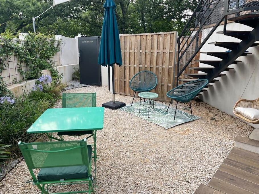 Bulle De Detente Avec Jacuzzi Saint-Martin-de-Londres Exterior foto